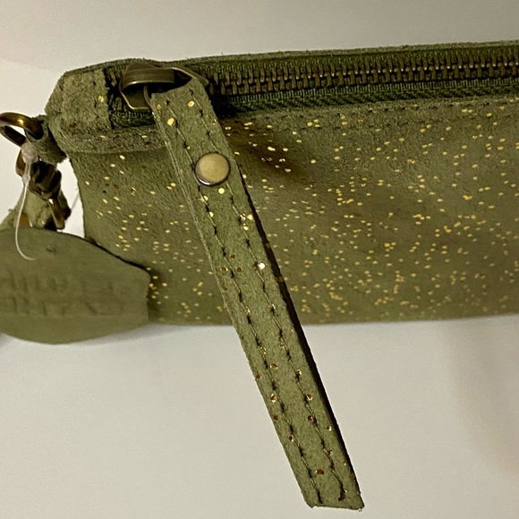 Olive Green & Gold Microsuede Leather Wristlet Convertible Inside Pocket BNWT - Picture 5 of 16
